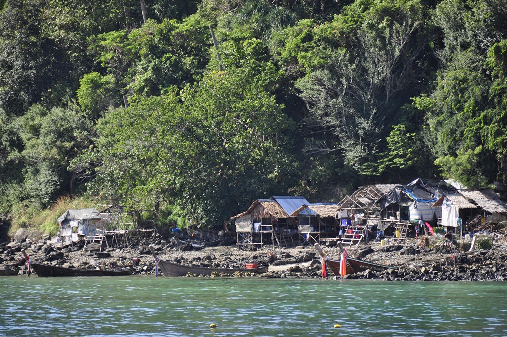 Fischerdorf bei der Schwesterninsel Koh Phi Phi Don